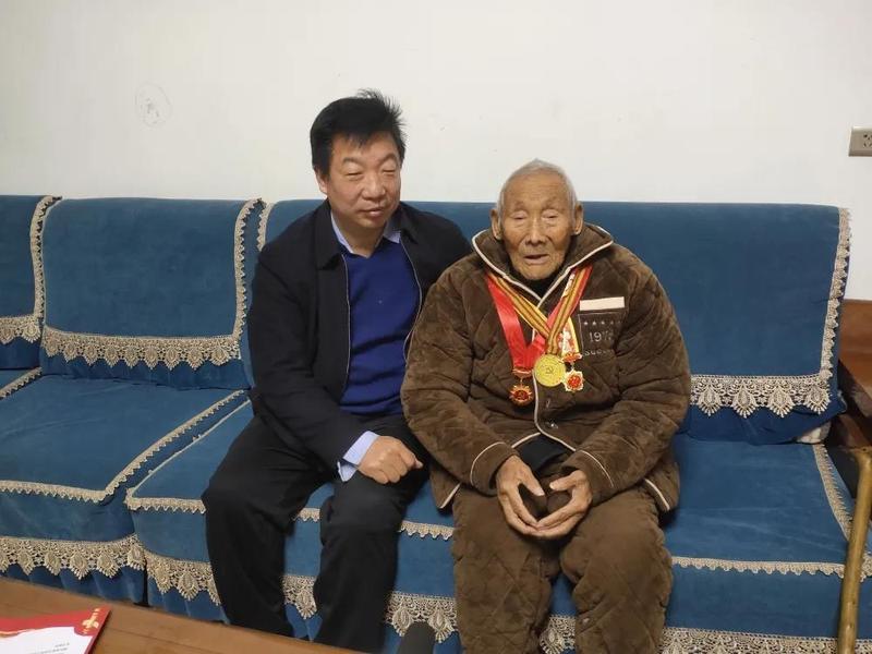 郑州高端交通运输研究院书记,院长王雪峰2022年新年贺词